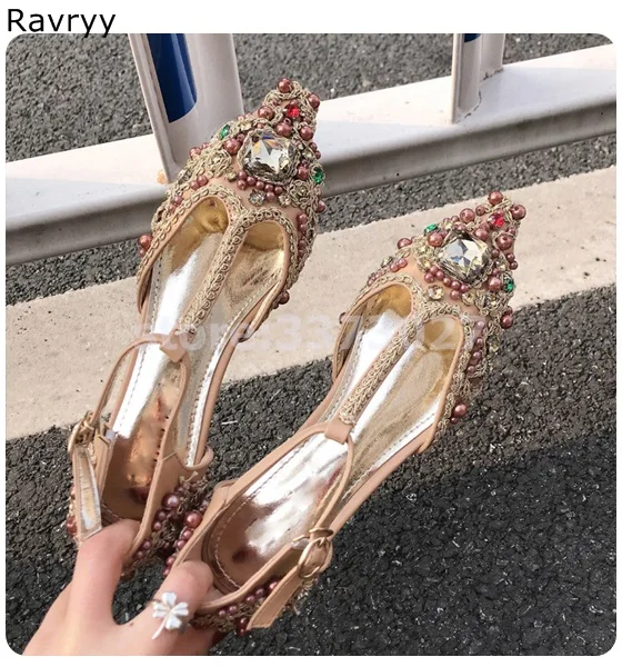 String bead decor Woman party dress shoes luxury crystal Pointed Toe single shoes ankle buckle female casual shoes out fits
String bead decor Woman party dress shoes luxury crystal Pointed Toe single shoes ankle buckle female casual shoes out fits