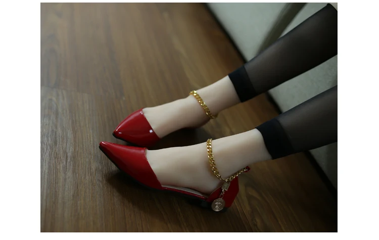 Soft Silicone Young Girls Teenagers Female Silicone mannequin Foot Mannequin Jewelry Display
Soft Silicone Young Girls Teenagers Female Silicone mannequin Foot Mannequin Jewelry Display