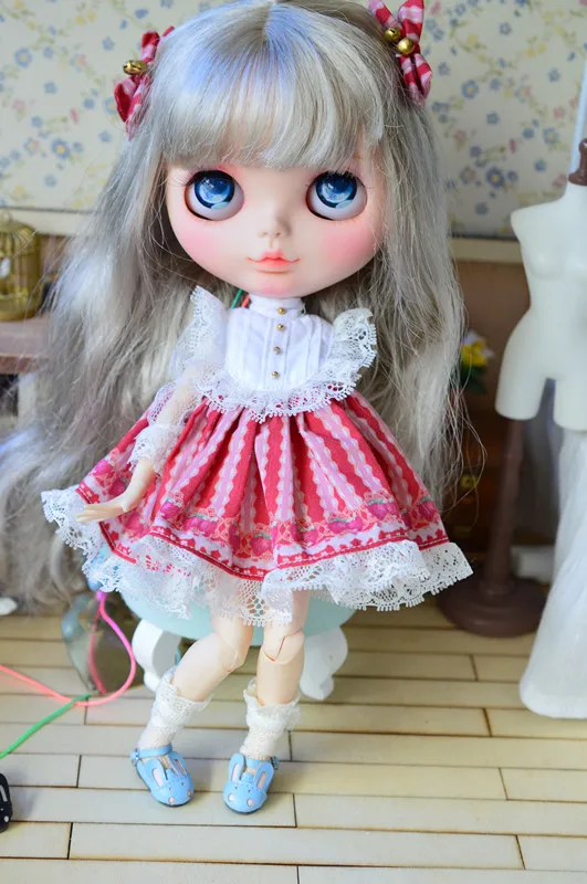 Blyth doll Cute rabbit shoes available for Blyth doll AZONE Chole 1/8 BJD doll accessories
Blyth doll Cute rabbit shoes available for Blyth doll AZONE Chole 1/8 BJD doll accessories