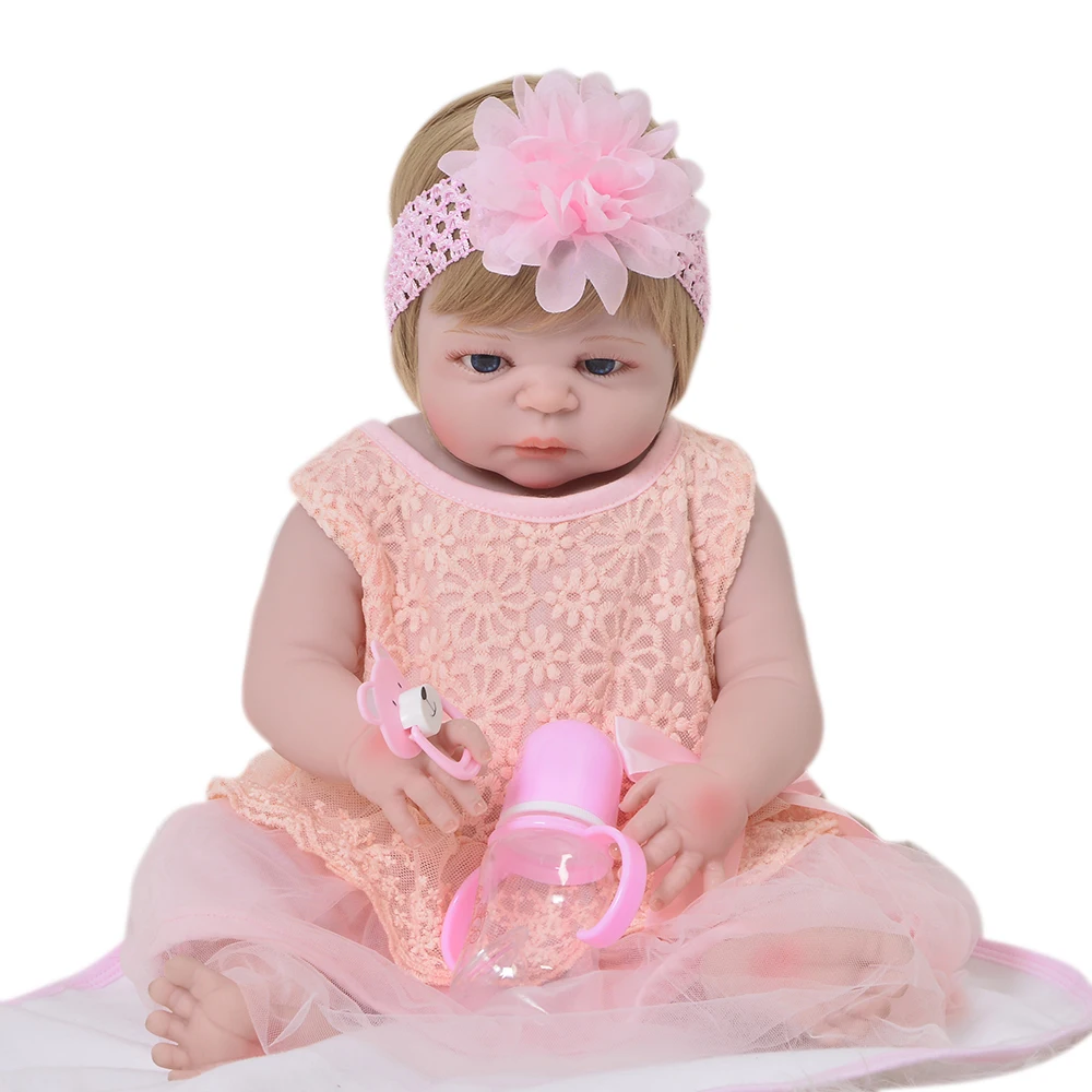 Newborn bebes Doll 23"57cm Full vinyl silicone reborn baby girl dolls blond wig children gift toy dolls can bathe
Newborn bebes Doll 23"57cm Full vinyl silicone reborn baby girl dolls blond wig children gift toy dolls can bathe
