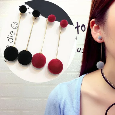 Earrings Sweet Contracted Double Fluffy Long Ball Stud Earrings Earrings Eardrop Temperament Korea Women Ethnic Round Zinc Alloy
Earrings Sweet Contracted Double Fluffy Long Ball Stud Earrings Earrings Eardrop Temperament Korea Women Ethnic Round Zinc Alloy