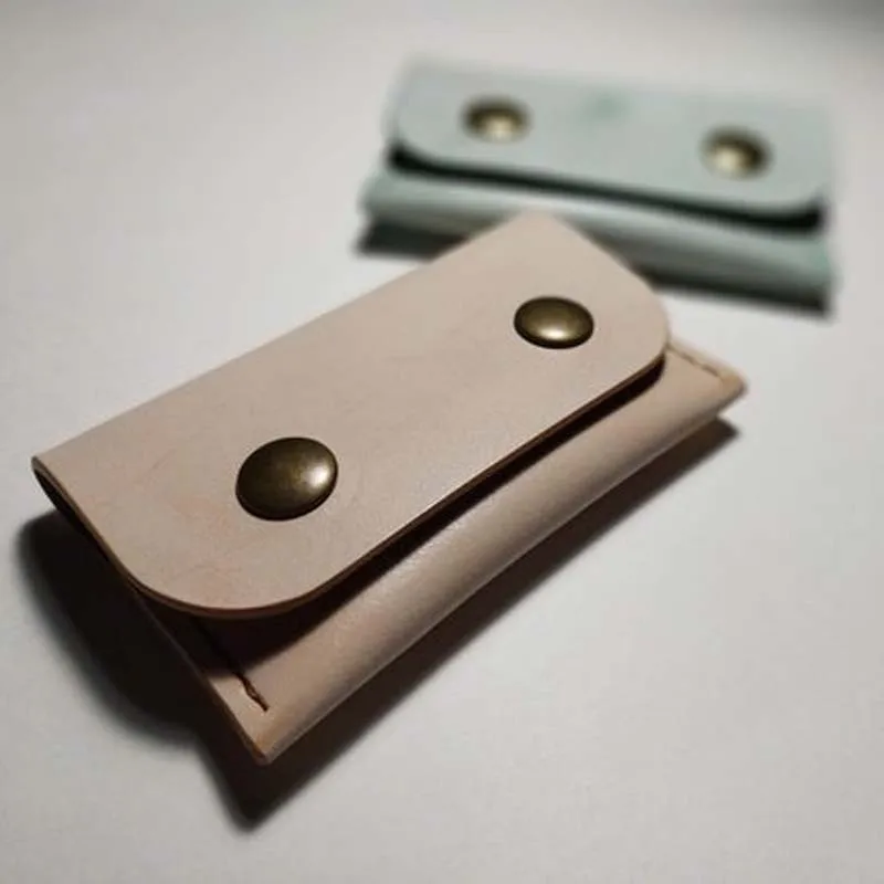 DIY leather craft small card holder snap button coin bag die cutting knife mould hand punch tool pattern
DIY leather craft small card holder snap button coin bag die cutting knife mould hand punch tool pattern
