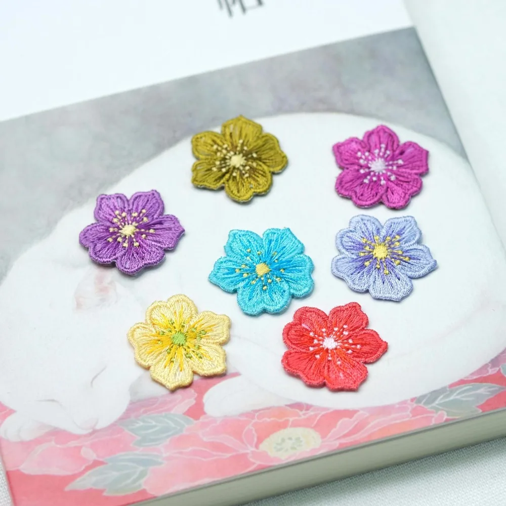 7pcs/set Fashion iron on cute flowers patches for clothing embroidery ironing appliques parche DIY handmade clothes accessories
7pcs/set Fashion iron on cute flowers patches for clothing embroidery ironing appliques parche DIY handmade clothes accessories