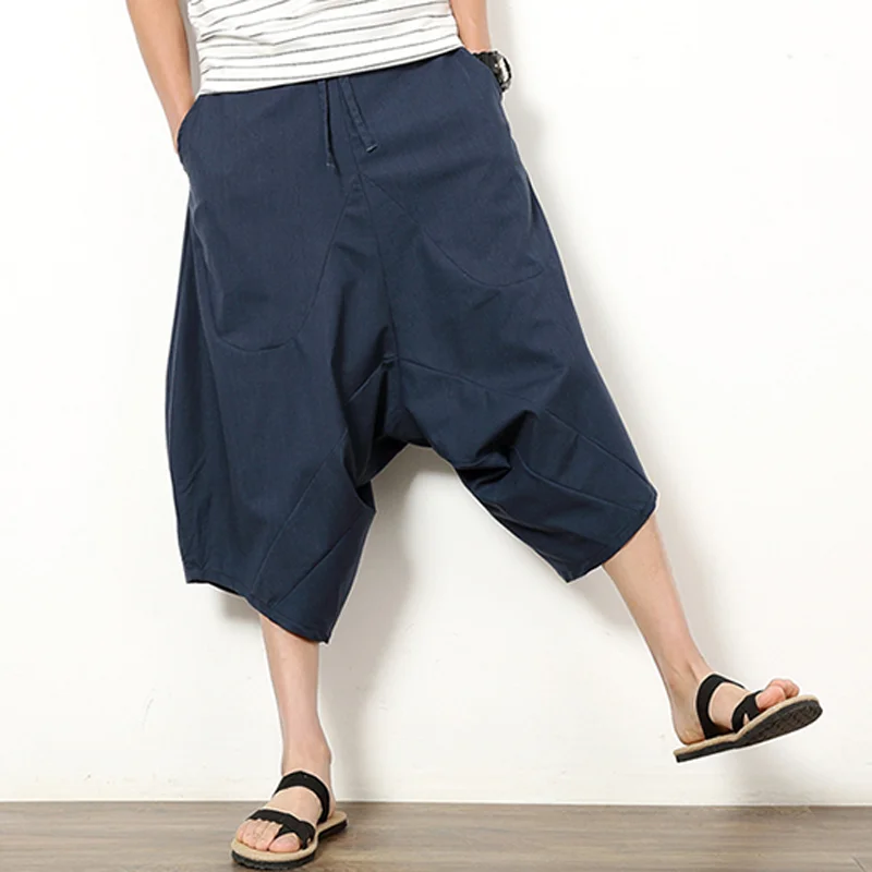 Summer Vintage Casual Loose Men Capri Pants Linen Harem Pants Wide Leg Comfortable Male Short Trousers Beachwear Plus Size
Summer Vintage Casual Loose Men Capri Pants Linen Harem Pants Wide Leg Comfortable Male Short Trousers Beachwear Plus Size