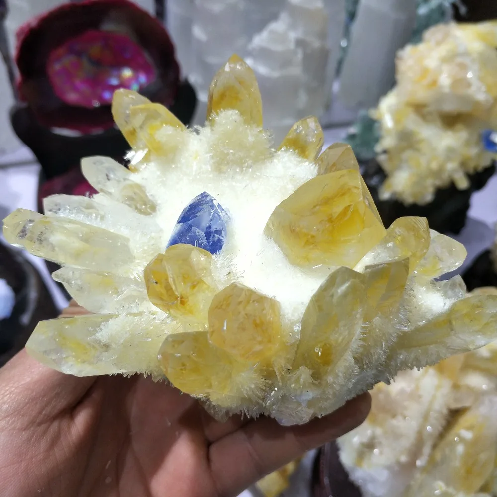 2019 hot 650g 100% Rare natural yellow crystal cluster Free shipping wedding decoration aquarium
2019 hot 650g 100% Rare natural yellow crystal cluster Free shipping wedding decoration aquarium