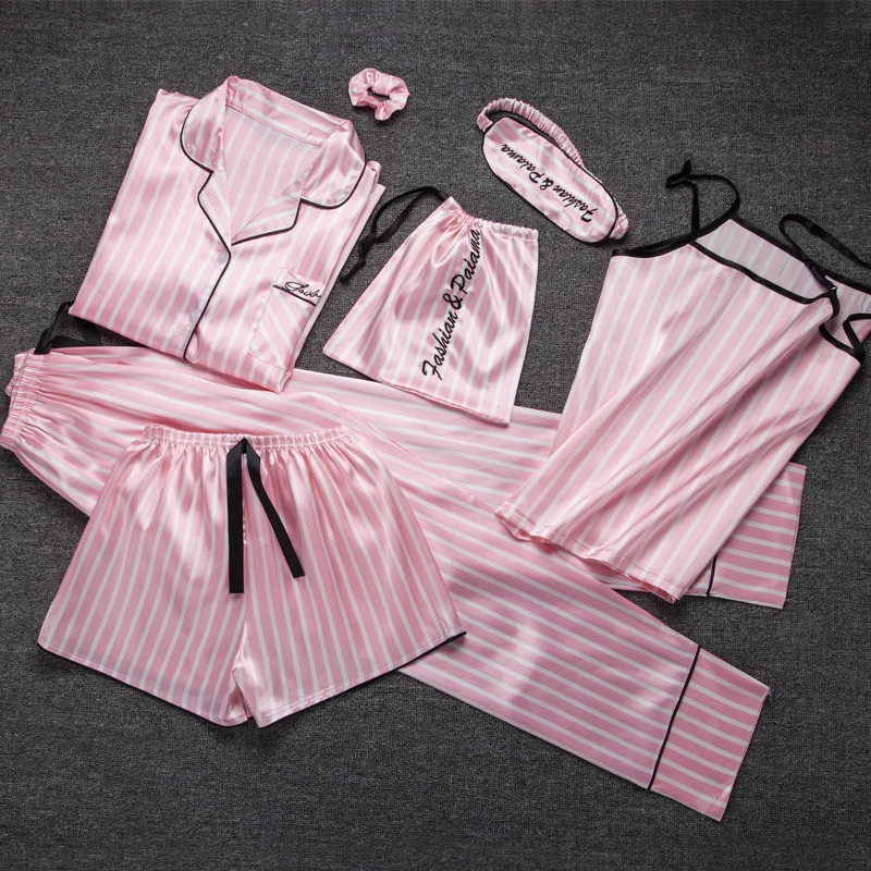 Kawaii ladies Sleepwear 7 Pieces Set Pyjama pink satin silk sexy pajamas Sets soft sweet cute Nightwear gifts home clothing 2020
Kawaii ladies Sleepwear 7 Pieces Set Pyjama pink satin silk sexy pajamas Sets soft sweet cute Nightwear gifts home clothing 2020