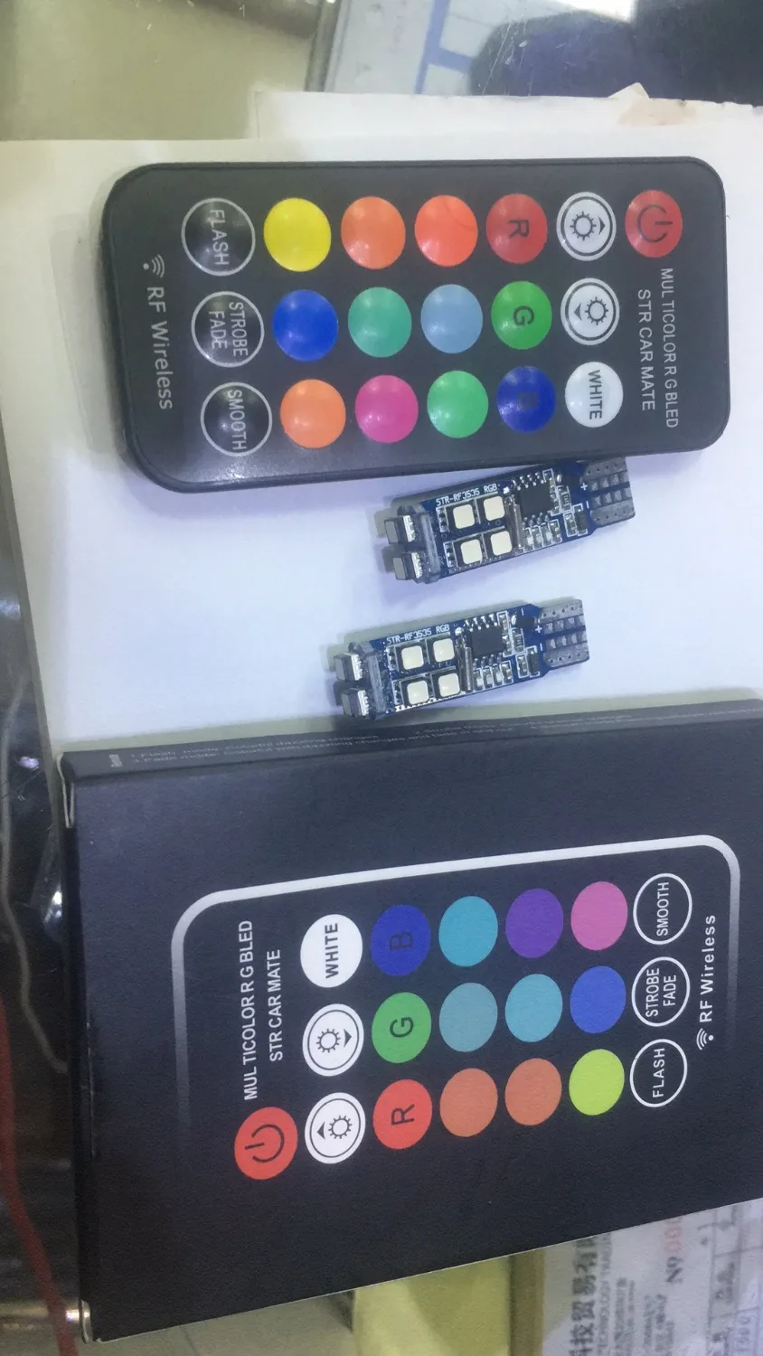 1 комплект из Идеальный Завод 2018 Новый 3535 10SMD 2 шт. W5W T10 Светодиодная лампа с дистанционным управлением Управление RGB светодиодный светильник ...
1 комплект из Идеальный Завод 2018 Новый 3535 10SMD 2 шт. W5W T10 Светодиодная лампа с дистанционным управлением Управление RGB светодиодный светильник ...