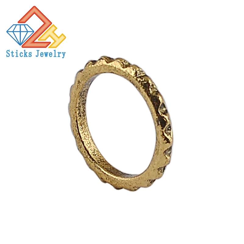 2 pcs /lot Fashion Zinc Alloy Ring Plated Gold Ring Simple Tail Ring of Men and Women
2 pcs /lot Fashion Zinc Alloy Ring Plated Gold Ring Simple Tail Ring of Men and Women