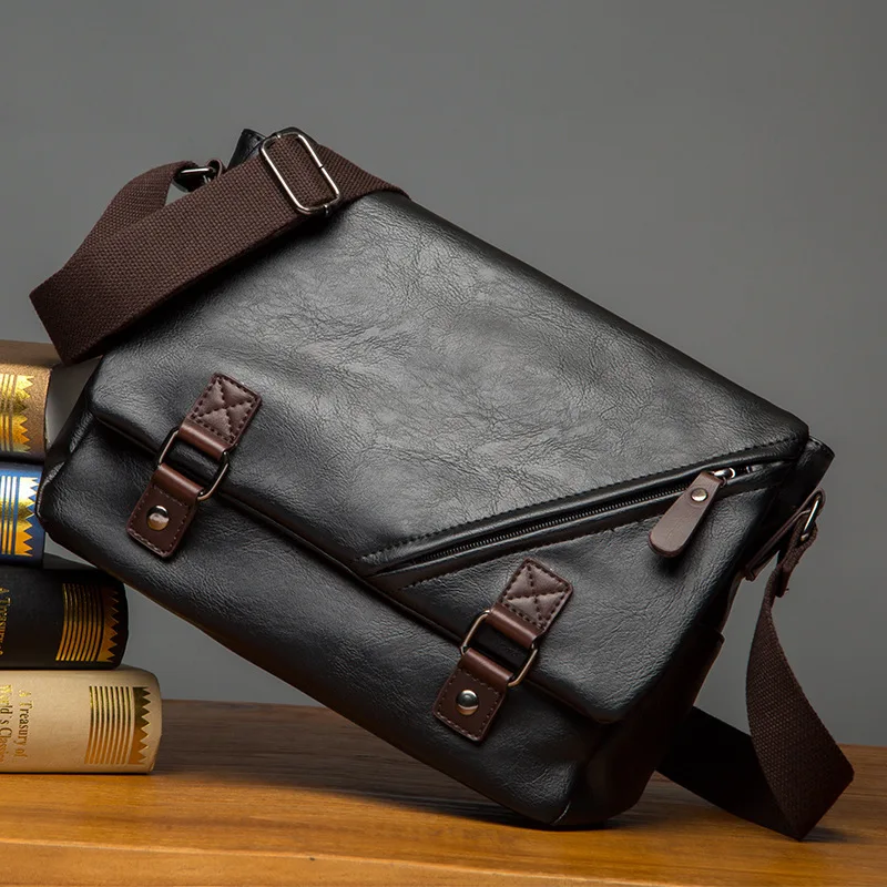 2021 Brand Classic Men Messenger Bags Vintage PU Leather Shoulder Bag Business man Crossbody bags Male Soft Travel School bags
2021 Brand Classic Men Messenger Bags Vintage PU Leather Shoulder Bag Business man Crossbody bags Male Soft Travel School bags