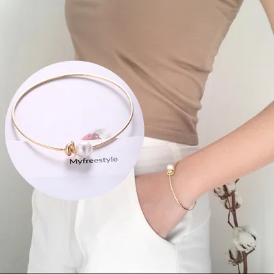 New fashion temperament of South Korea's contracted pearl opening adjustable bracelet women daily joker
New fashion temperament of South Korea's contracted pearl opening adjustable bracelet women daily joker