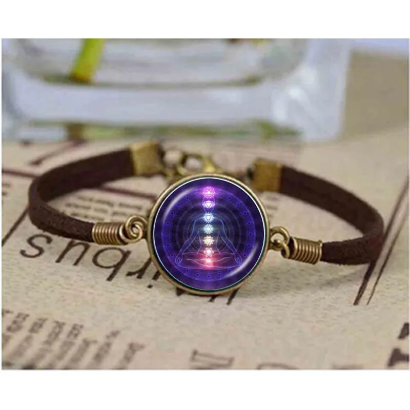 (1 piece/lot) Chakra yoga bracelets bronze chain Hinduism bracelet sign meditation photo bracelets mandala Zen bracelet Bangle
(1 piece/lot) Chakra yoga bracelets bronze chain Hinduism bracelet sign meditation photo bracelets mandala Zen bracelet Bangle