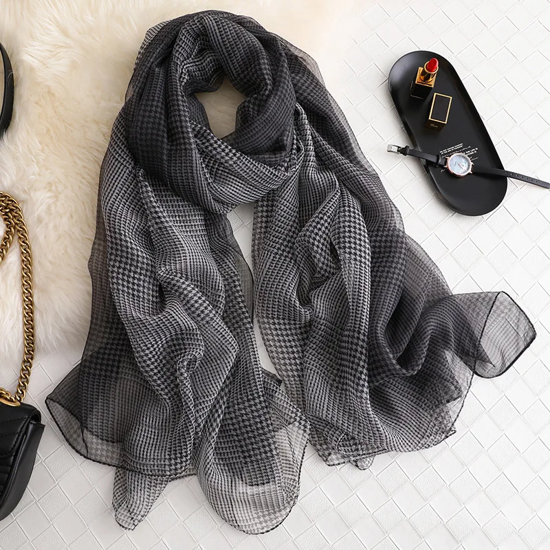 LaMaxPa 2019 New Fashion Spring Silk Scarf For Women/Ladies Plaid Double Sides Long Soft Wraps and Shawls Beach Female Foulard
LaMaxPa 2019 New Fashion Spring Silk Scarf For Women/Ladies Plaid Double Sides Long Soft Wraps and Shawls Beach Female Foulard