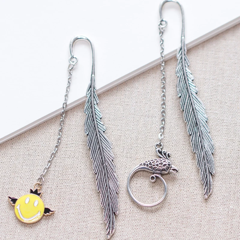 2 pcs/lot Metal Antique Bookmarks Retro Chinese Style Bookmarks Creative Student Stationery School Gifts
2 pcs/lot Metal Antique Bookmarks Retro Chinese Style Bookmarks Creative Student Stationery School Gifts