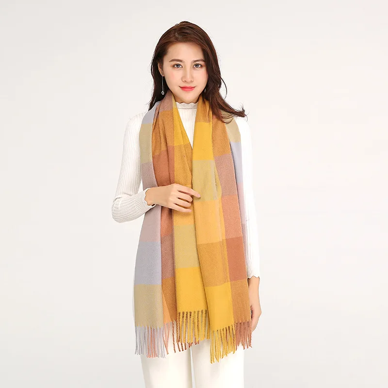 SC247 2018 High Quality Faux Cashmere British Plaid Shawl Luxury Autumn Winter Warm Soft Ring Female Women Thick Tassel Scarf
SC247 2018 High Quality Faux Cashmere British Plaid Shawl Luxury Autumn Winter Warm Soft Ring Female Women Thick Tassel Scarf