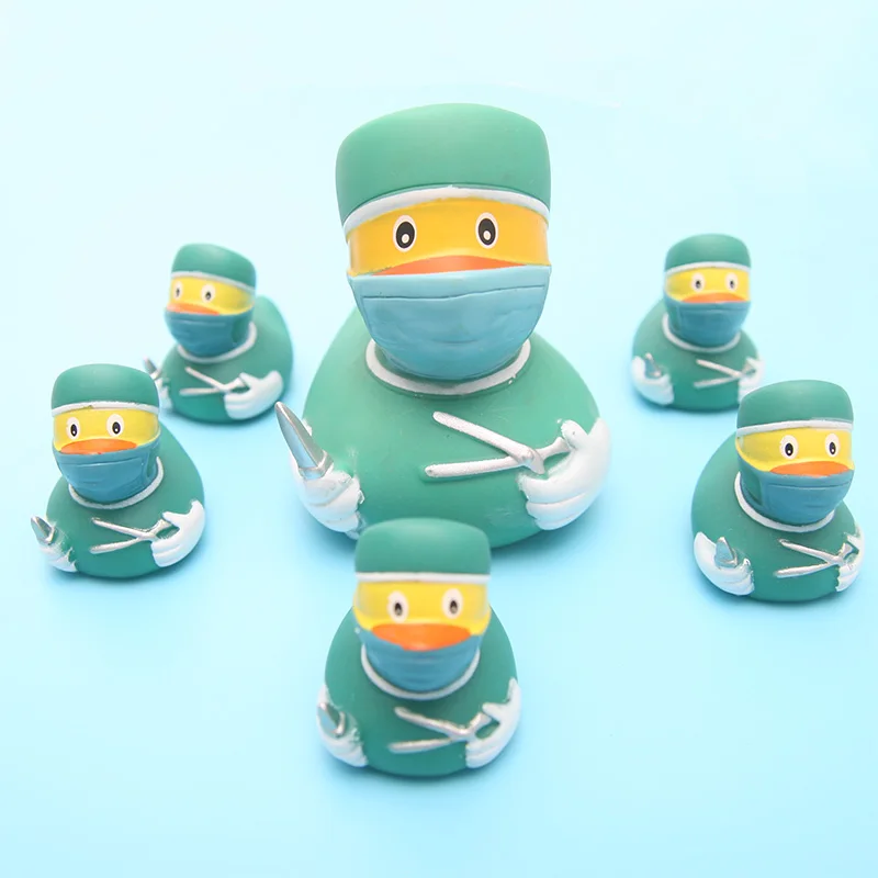 Утка в форме доктора, игрушка для медсестры, плавающая игрушка для ванной, Пляжная резиновая утка Ванна, бассейн, водная забавная утка, игров...
Утка в форме доктора, игрушка для медсестры, плавающая игрушка для ванной, Пляжная резиновая утка Ванна, бассейн, водная забавная утка, игров...