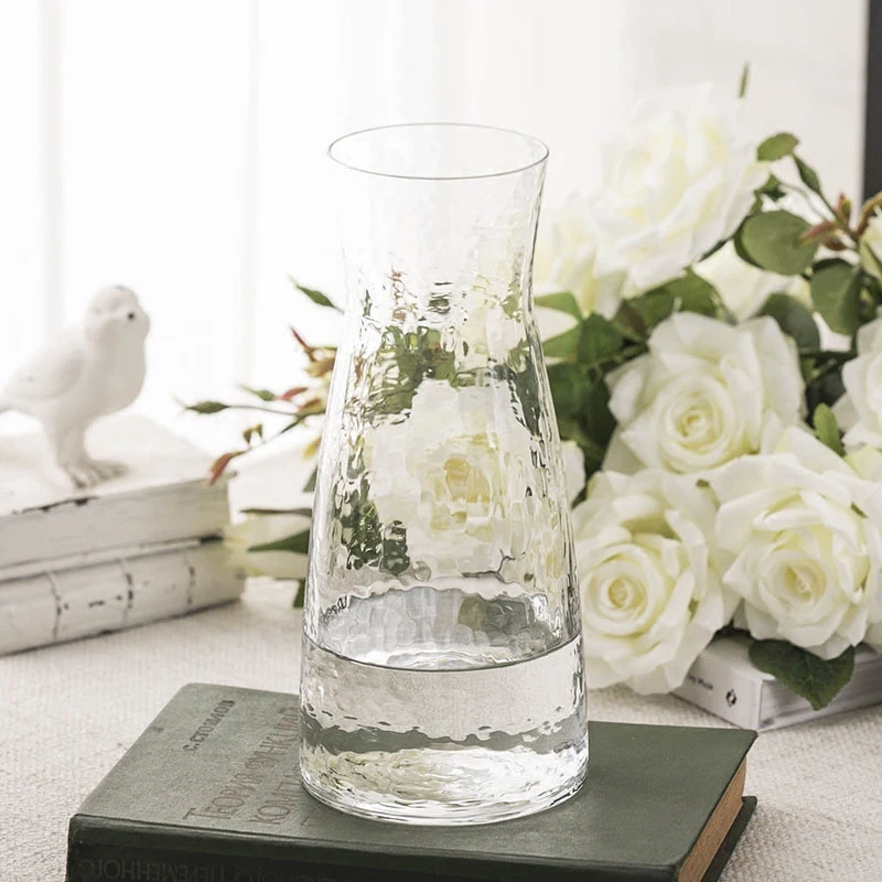 Japan Style Transparent Glass Vase Hammer Pattern Flower Tabletop Vase Modern Creative Hydroponics Table Flower Vase Glass Vase
Japan Style Transparent Glass Vase Hammer Pattern Flower Tabletop Vase Modern Creative Hydroponics Table Flower Vase Glass Vase