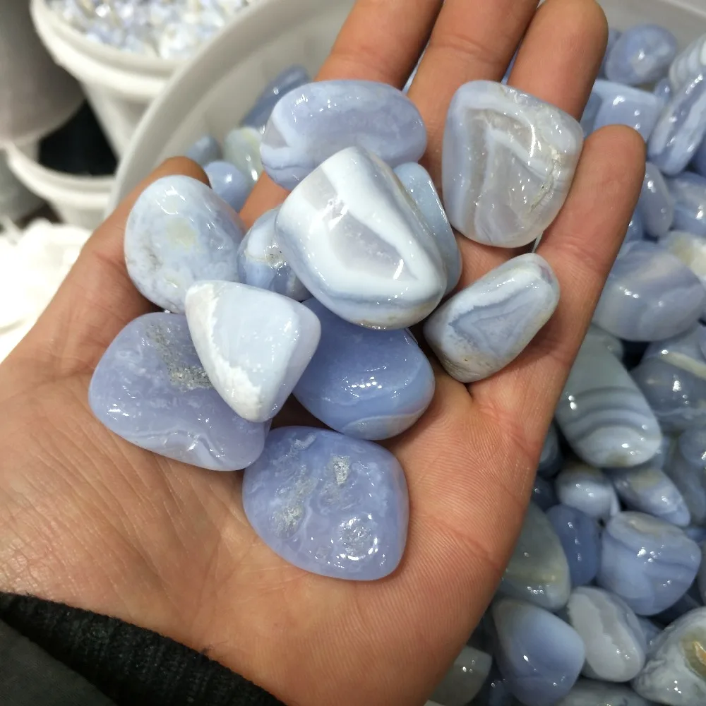 500g Natural Blue Agate Processing Polished Quartz Stone Gravel as Aquarium Decoration Wedding Decoration Aquarium
500g Natural Blue Agate Processing Polished Quartz Stone Gravel as Aquarium Decoration Wedding Decoration Aquarium