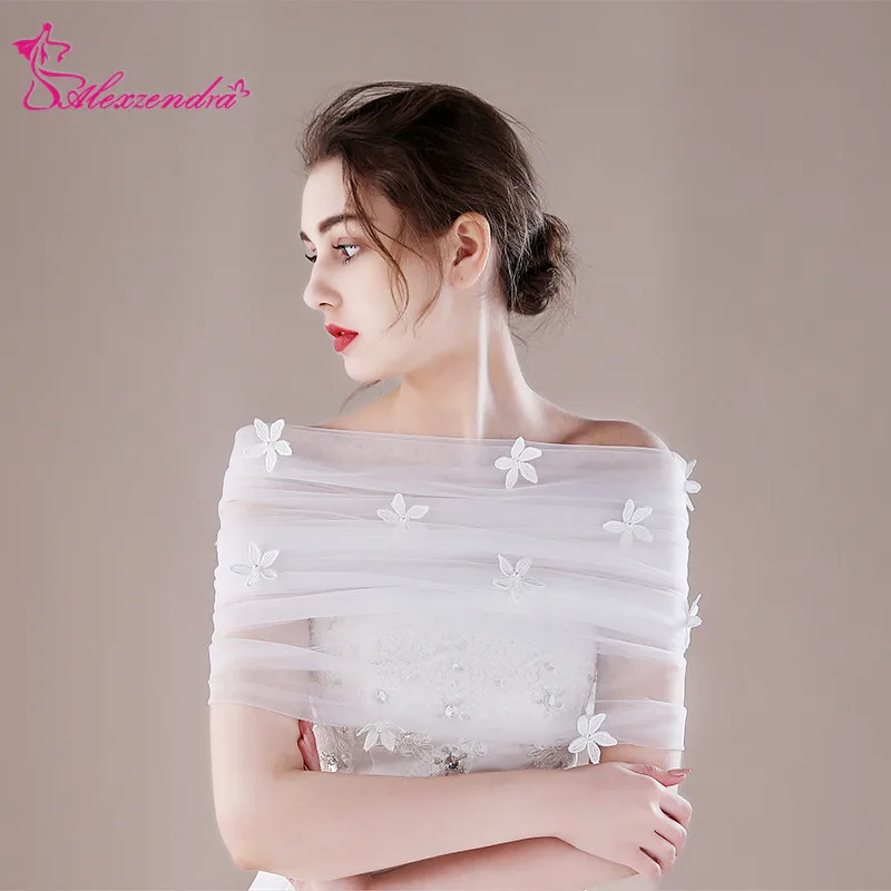 Alexzendra Women Wedding Bolero Jacket Bridal Wrap Tulle Illusion Off the Shoulder Bridal Capes Bride Accessories
Alexzendra Women Wedding Bolero Jacket Bridal Wrap Tulle Illusion Off the Shoulder Bridal Capes Bride Accessories
