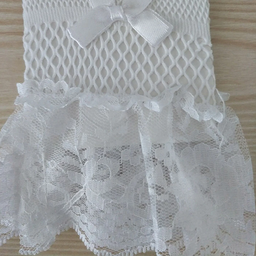 1Pcs Hot Flower Lace Fishnet Gloves 2018 Bow Elegant Elastic Transparent Bow Knot Gloves For Party Weddings Hollow Out Slimming
1Pcs Hot Flower Lace Fishnet Gloves 2018 Bow Elegant Elastic Transparent Bow Knot Gloves For Party Weddings Hollow Out Slimming