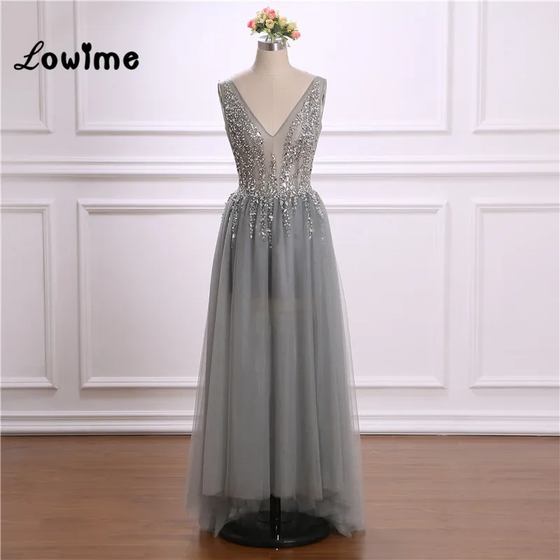 V Neck Beaded Prom Dresses Vestido De Festa 2018 Open Back Evening Gown Wedding Party Dress Robe De Soiree Cheap Tulle Gowns
V Neck Beaded Prom Dresses Vestido De Festa 2018 Open Back Evening Gown Wedding Party Dress Robe De Soiree Cheap Tulle Gowns
