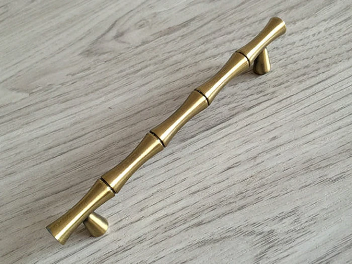 128mm vintage furniture door handles antique brass Bamboo shape kitchen drawer handle dresser Drawer cupboard door pull
128mm vintage furniture door handles antique brass Bamboo shape kitchen drawer handle dresser Drawer cupboard door pull