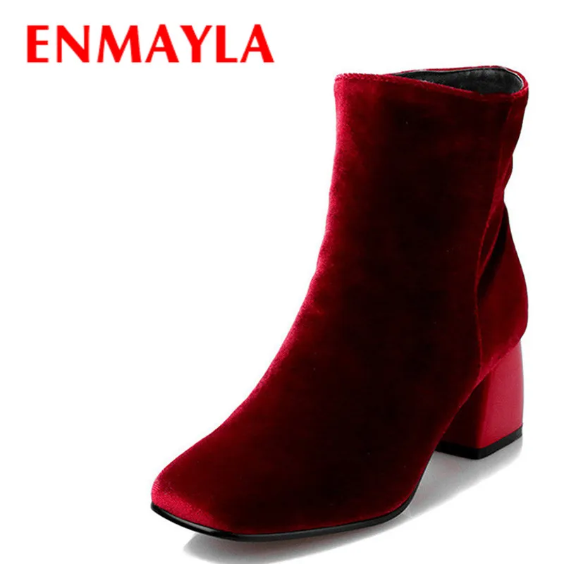 ENMAYLA Retro Winter High Heels Ankle Boots Women Nubuck Charms Shoes Woman Sexy Red Boots Med Heels Square Toe Boots Size 34-43
ENMAYLA Retro Winter High Heels Ankle Boots Women Nubuck Charms Shoes Woman Sexy Red Boots Med Heels Square Toe Boots Size 34-43
