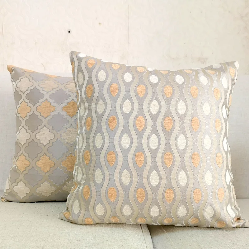 18 inch European Style Jacquard Chenille Ivory/Grey Cushion Cover Moroccan Water Drops Home Decorative Pillow Case 45x45cm
18 inch European Style Jacquard Chenille Ivory/Grey Cushion Cover Moroccan Water Drops Home Decorative Pillow Case 45x45cm