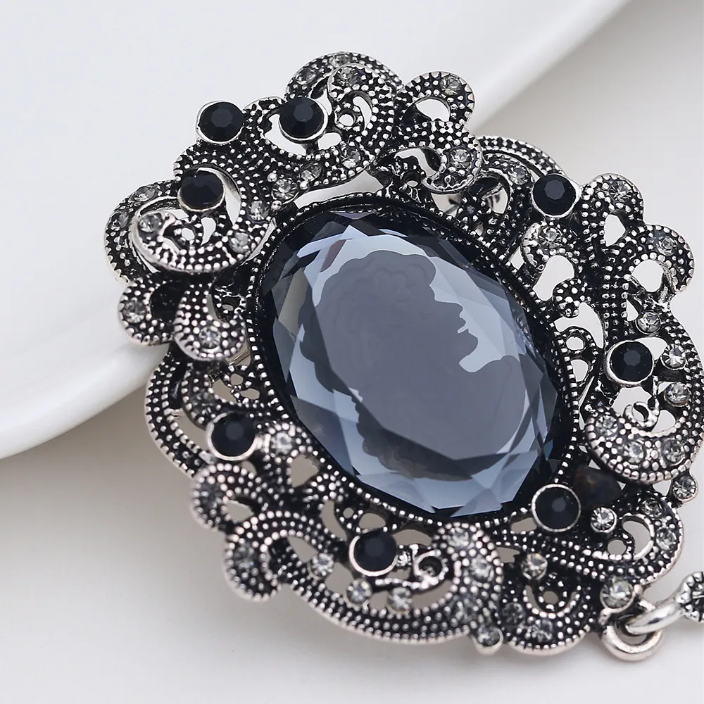 Top luxury Black big Brooch pins crystal Rhinestone Classic Big Glass Beauty images Crystal vintage Brooch For Women X00200
Top luxury Black big Brooch pins crystal Rhinestone Classic Big Glass Beauty images Crystal vintage Brooch For Women X00200