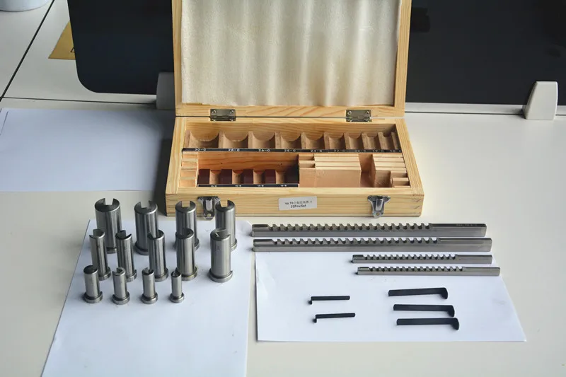 22pcs hss Groove keyway broach broaches set key tool Bushing Shim Set Metric System 12-30 HSS Keyway Tool knife for CNC Machine
22pcs hss Groove keyway broach broaches set key tool Bushing Shim Set Metric System 12-30 HSS Keyway Tool knife for CNC Machine