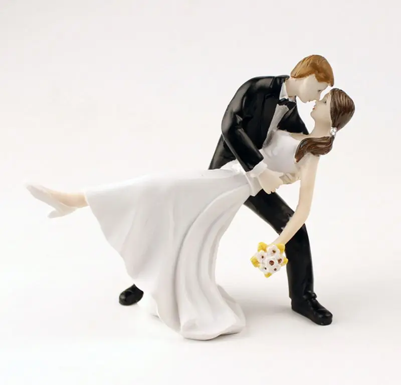 The Bride And Groom Tango Sweet Wedding Cake Topper Wedding Party Cake Stand Resin Figurine Craft Gift Cake Accessories
The Bride And Groom Tango Sweet Wedding Cake Topper Wedding Party Cake Stand Resin Figurine Craft Gift Cake Accessories