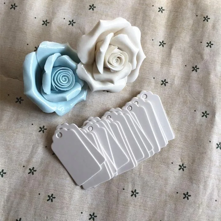 Handmade scalloped white blank kraft gift tags DIY jewelry accessories 2*4cm 1000pcs lot
Handmade scalloped white blank kraft gift tags DIY jewelry accessories 2*4cm 1000pcs lot
