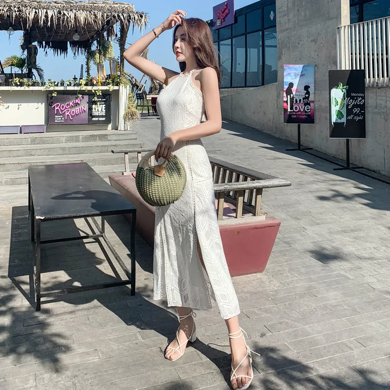 Plus Size Summer Halter Sheath Bodycon Midi Dress Women Solid Korean Dress Women Clothes 2019 Hollow Out White Dress Vestidos
Plus Size Summer Halter Sheath Bodycon Midi Dress Women Solid Korean Dress Women Clothes 2019 Hollow Out White Dress Vestidos