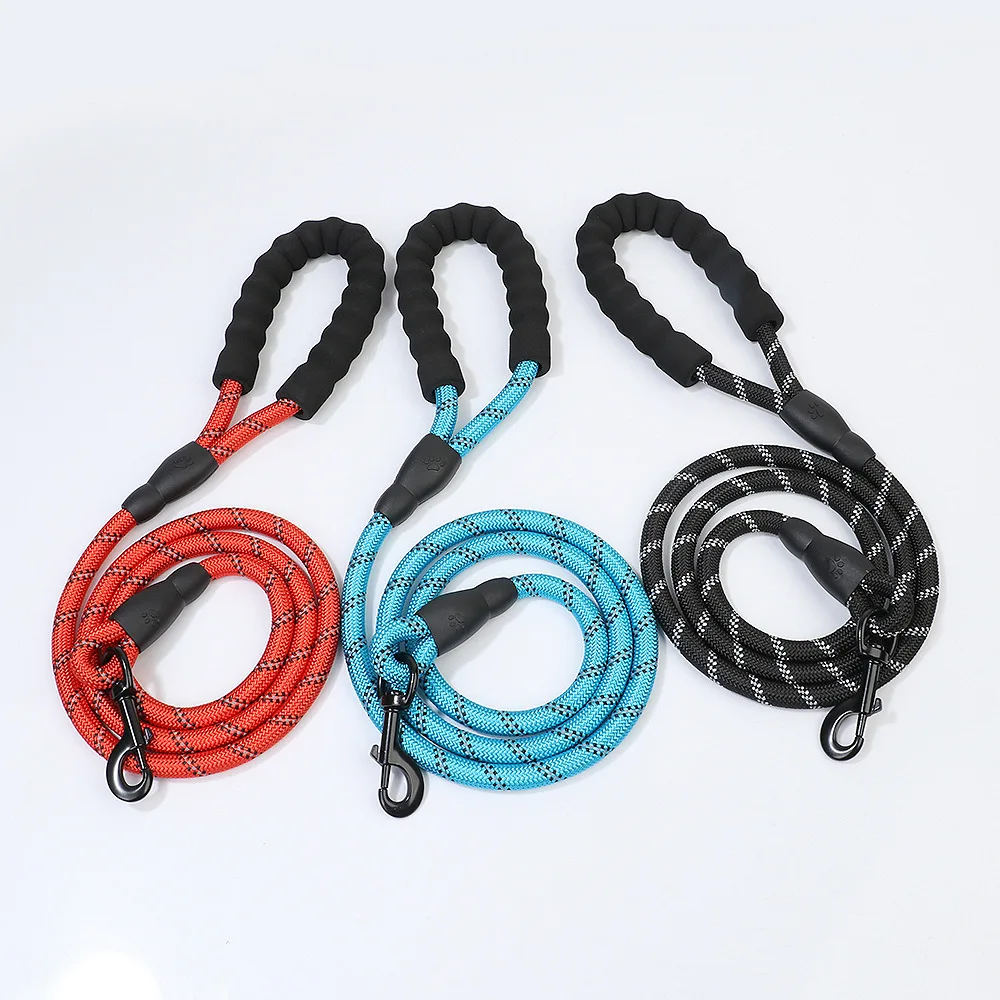 Rope Leash with Comfortable Padded Handle and Reflective Threads, Heavy Duty Braided Leash for Small Medium Large Dogs 150 cm
Rope Leash with Comfortable Padded Handle and Reflective Threads, Heavy Duty Braided Leash for Small Medium Large Dogs 150 cm