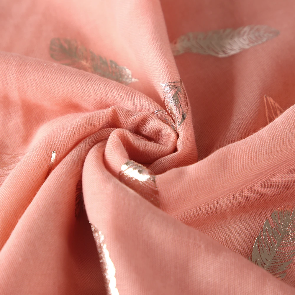 FOXMOTHER New Fashion Lightweight White Navy Pink Color Foil Gold Hijab Scarves Feather Scarf Women 2019
FOXMOTHER New Fashion Lightweight White Navy Pink Color Foil Gold Hijab Scarves Feather Scarf Women 2019