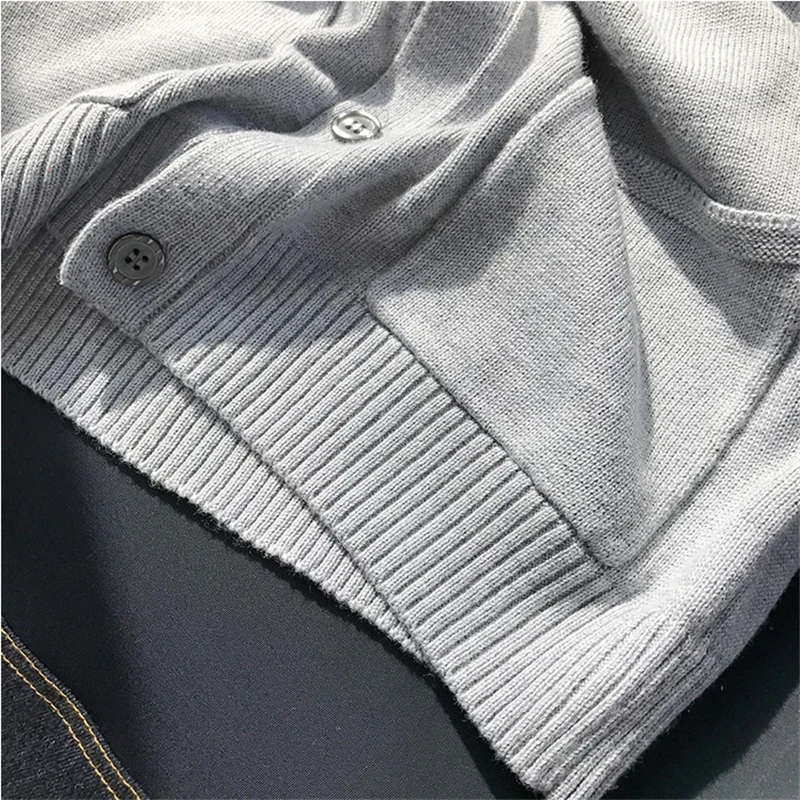 Solid V-Neck Casual Mens Woolen Sweaters Long Sleeve Slim Cardigans Sweater Loose Button Knitted Korean Cardigan For Men YT50156
Solid V-Neck Casual Mens Woolen Sweaters Long Sleeve Slim Cardigans Sweater Loose Button Knitted Korean Cardigan For Men YT50156