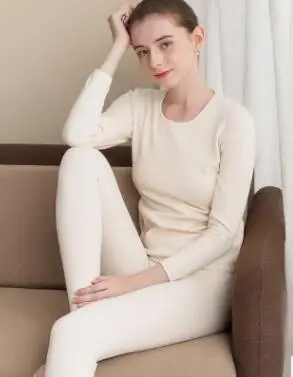 Autumn and winter new silk velvet warm underwear suit Ladies Silk Velvet thick round collar underneath autumn clothes and trouse
Autumn and winter new silk velvet warm underwear suit Ladies Silk Velvet thick round collar underneath autumn clothes and trouse