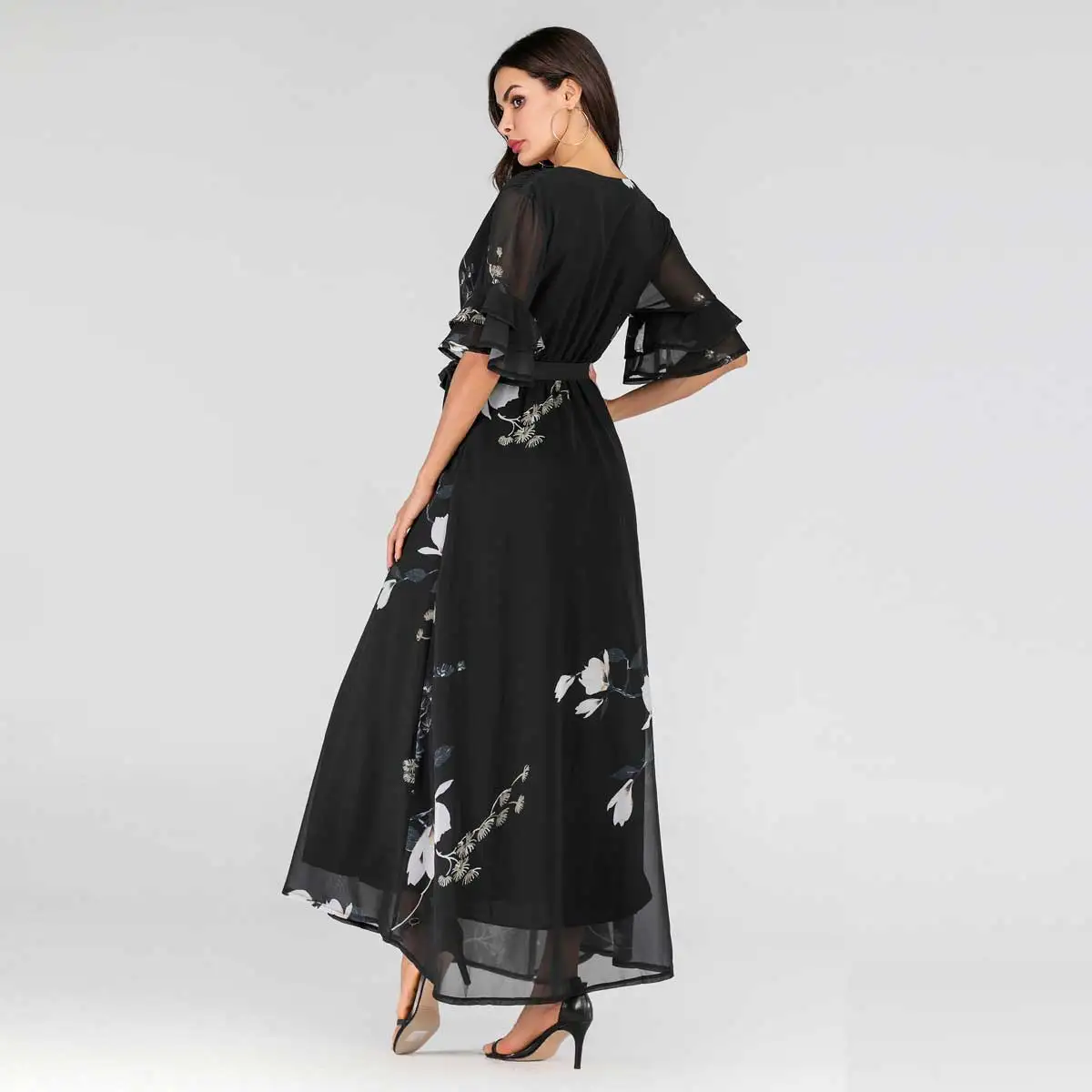 2021 Summer Women Chiffon Bohemian Maxi Dress Floral Printed Lace Up Holiday Muslim Abaya Islamic Dubai UAE Kaftan Robe VKDR1649
2021 Summer Women Chiffon Bohemian Maxi Dress Floral Printed Lace Up Holiday Muslim Abaya Islamic Dubai UAE Kaftan Robe VKDR1649