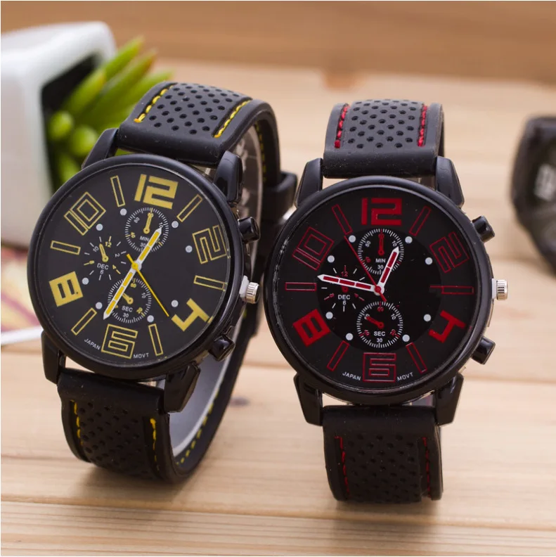 2021 New Fashion three eyes silicone watch men military sports quartz wristwatch Relogio Masculino
2021 New Fashion three eyes silicone watch men military sports quartz wristwatch Relogio Masculino