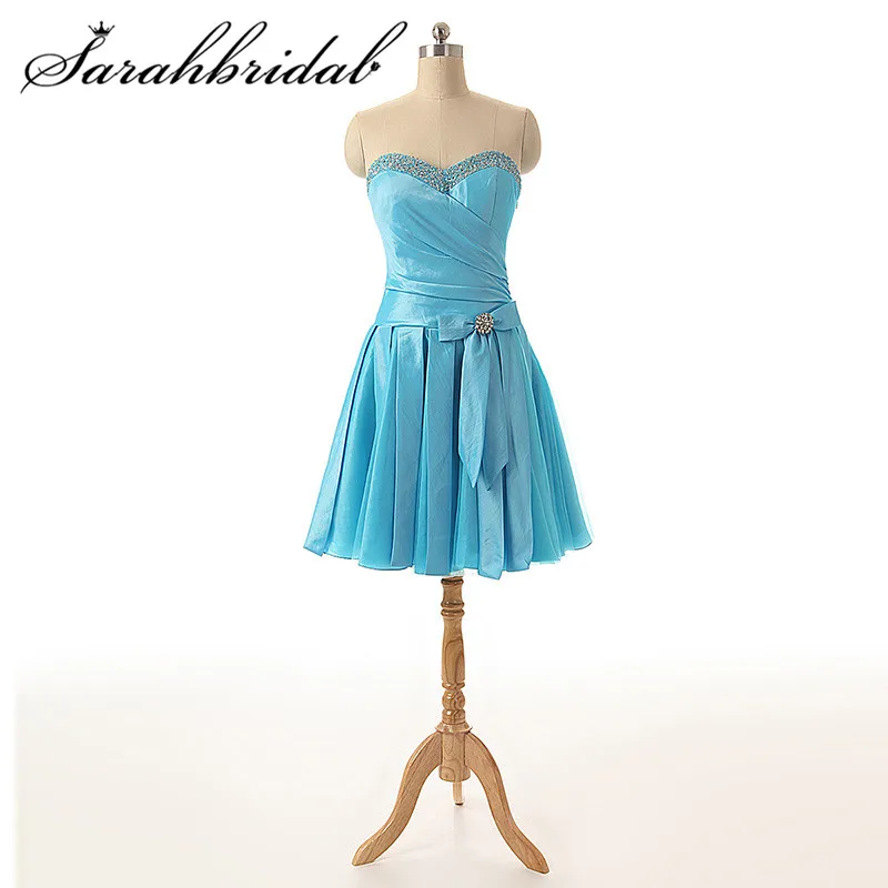 Cheap Sweety Homecoming Dresses Bow Pleat Sleeveless Sweetheart Beads Lace Up Back Crystal Knee Length Cocktail Party Gown SD174
Cheap Sweety Homecoming Dresses Bow Pleat Sleeveless Sweetheart Beads Lace Up Back Crystal Knee Length Cocktail Party Gown SD174