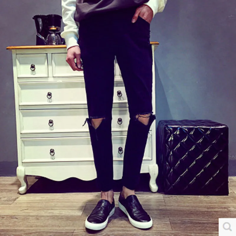 Fashion 2020 Summer Knee hole jeans Men Strong personality Street City beggar Hip Hop Black Pencil pants Ankle Length Pants
Fashion 2020 Summer Knee hole jeans Men Strong personality Street City beggar Hip Hop Black Pencil pants Ankle Length Pants