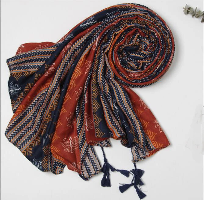 Vintage ethnic style Fringed scarf fashion color Flower print seaside holiday travel beach towel shawl
Vintage ethnic style Fringed scarf fashion color Flower print seaside holiday travel beach towel shawl