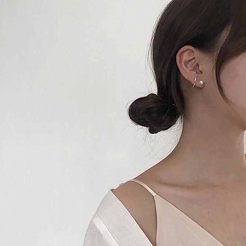 2019 Korean Earrings For Women Simulated Pearls Earrings C Shaped pendientes mujer moda Gold Color Jewelry Elegant Brincos
2019 Korean Earrings For Women Simulated Pearls Earrings C Shaped pendientes mujer moda Gold Color Jewelry Elegant Brincos