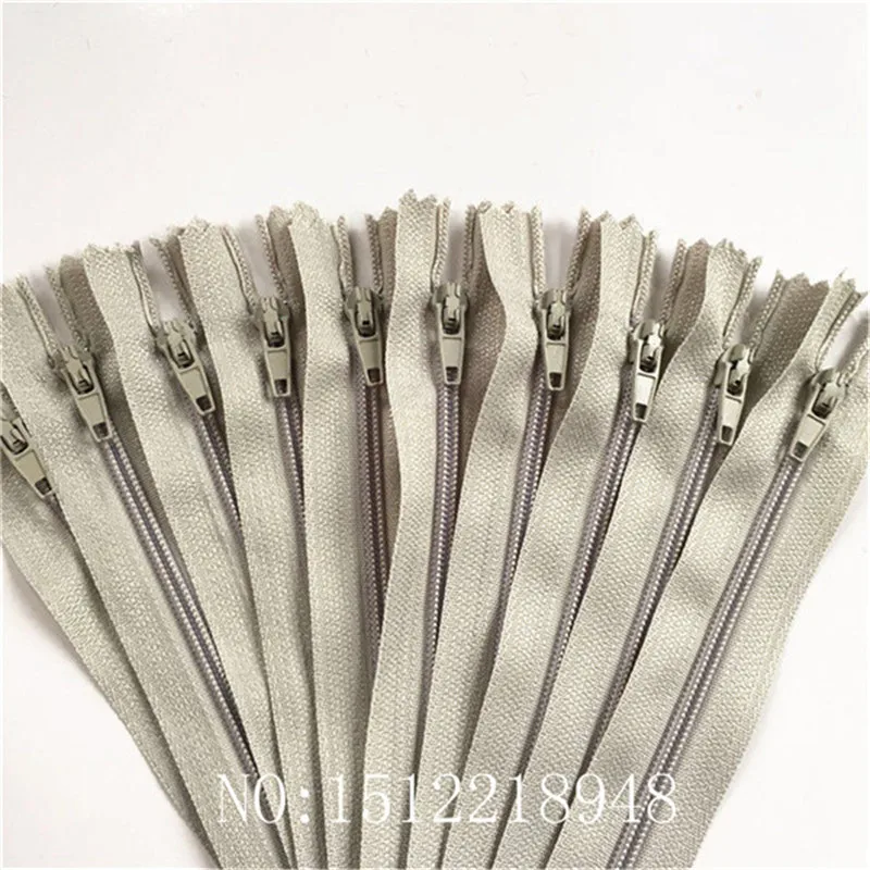 50pcs ( 24 Inch ) 60cm Beige Nylon Coil Zippers Tailor Sewer Craft Crafter's &FGDQRS #3 Closed End
50pcs ( 24 Inch ) 60cm Beige Nylon Coil Zippers Tailor Sewer Craft Crafter's &FGDQRS #3 Closed End