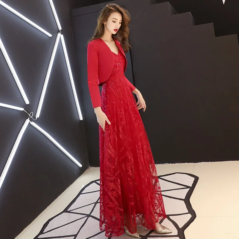 Red Long Elegant Chinese Dresses Strapless With Cape Traditional Chinese Wedding Gown 2019 Female Modern Chinese Dress FF1741
Red Long Elegant Chinese Dresses Strapless With Cape Traditional Chinese Wedding Gown 2019 Female Modern Chinese Dress FF1741