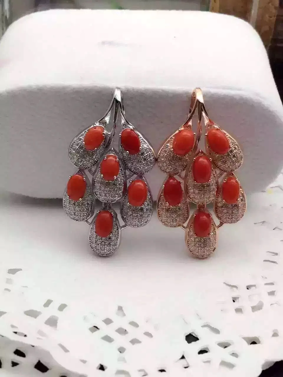 natural red coral pendant S925 silver Natural gemstone Pendant Necklace trendy Luxury large big Leaf fruit women jewelry
natural red coral pendant S925 silver Natural gemstone Pendant Necklace trendy Luxury large big Leaf fruit women jewelry