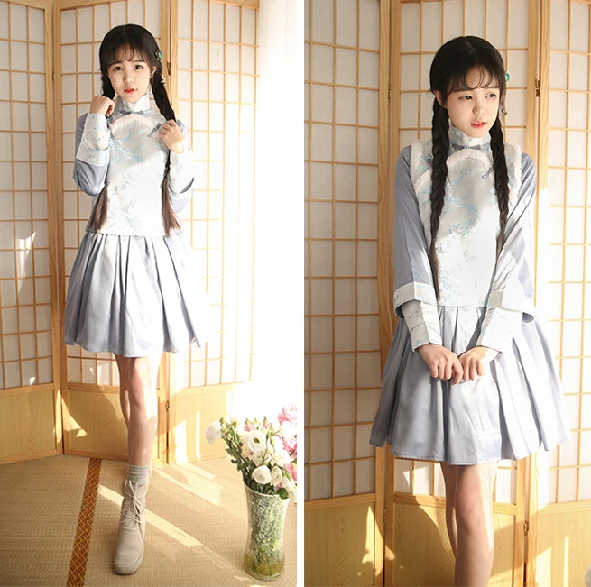 "Qing Ru" Chinese Style New Year Plum Blossom Embroidery 2pcs Set: Faux Fur SleeveLess Vest + Long Sleeve Dress Color Blue Cute
"Qing Ru" Chinese Style New Year Plum Blossom Embroidery 2pcs Set: Faux Fur SleeveLess Vest + Long Sleeve Dress Color Blue Cute