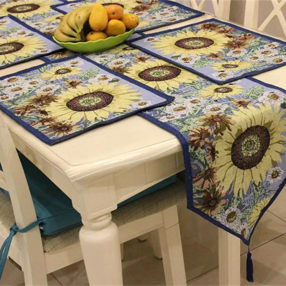 MUZZI European style table runners Wedding party banquet decoration items Events Decoration table runners 33x180cm
MUZZI European style table runners Wedding party banquet decoration items Events Decoration table runners 33x180cm
