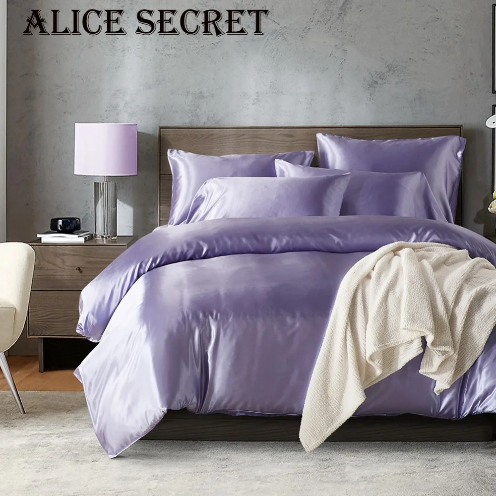 USA Satin Silk Fashion Duvet Cover King Queen Bedding set UK Single Double Duvet Clothes Set Without filling and Bedsheet
USA Satin Silk Fashion Duvet Cover King Queen Bedding set UK Single Double Duvet Clothes Set Without filling and Bedsheet