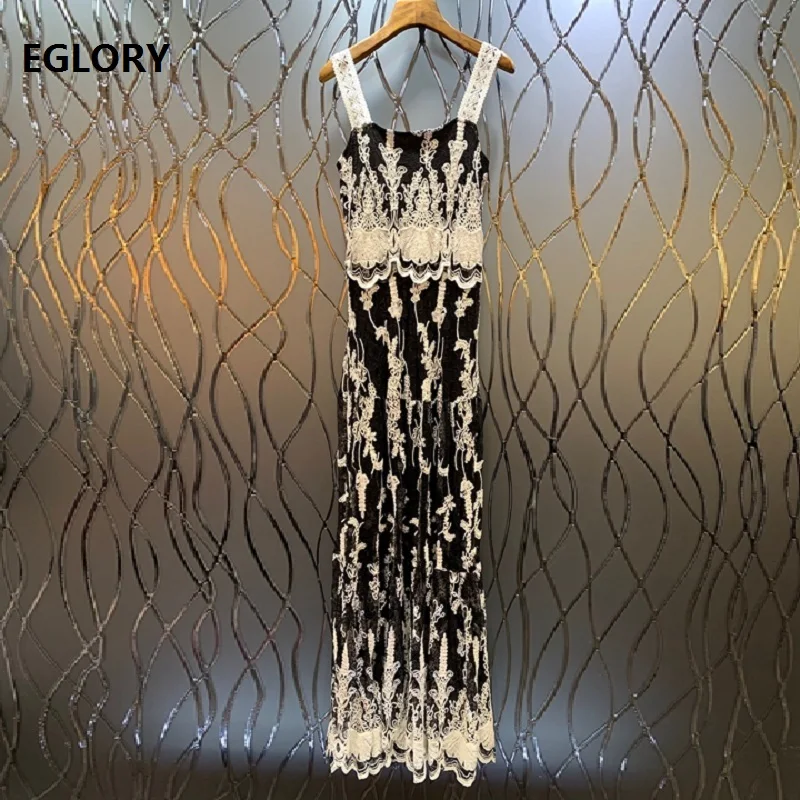 Фото Женское длинное вечернее платье на бретельках винтажное праздничное с вышивкой