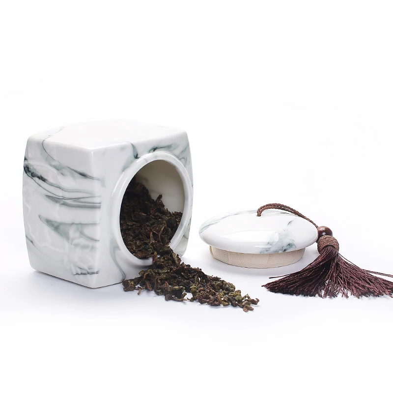 Jingdezhen Jade Porcelain Ink Painting Tea Cans Cube Tea Caddy Ceramic Tea Caddies Storage Spice Jar Coffee Beans Candy Canister
Jingdezhen Jade Porcelain Ink Painting Tea Cans Cube Tea Caddy Ceramic Tea Caddies Storage Spice Jar Coffee Beans Candy Canister